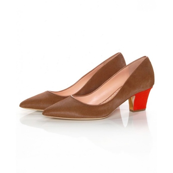 Stunning Rupert Sanderson Italian Camel Pierre Mid-Heel Pumps
